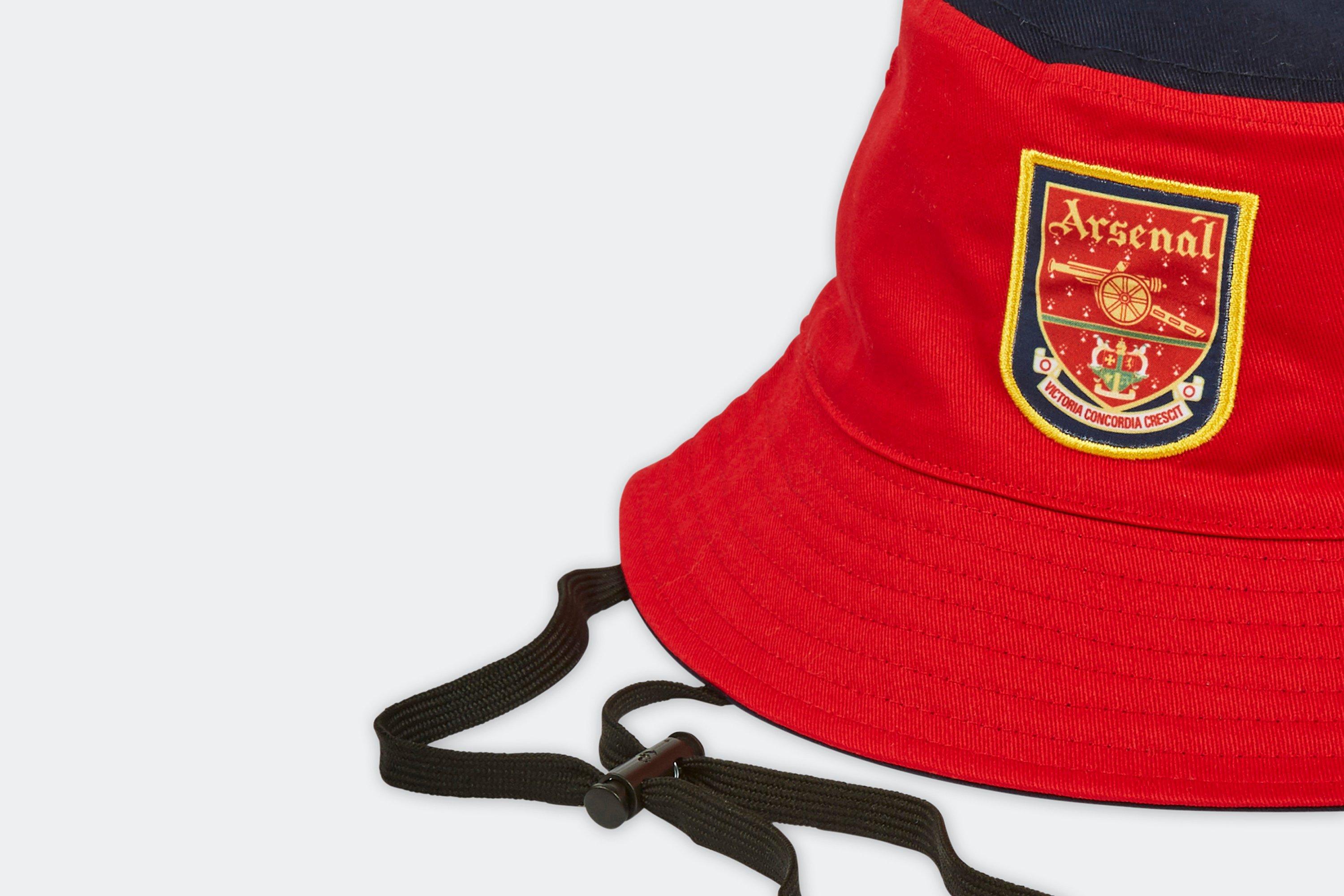 Arsenal reversible store bucket hat