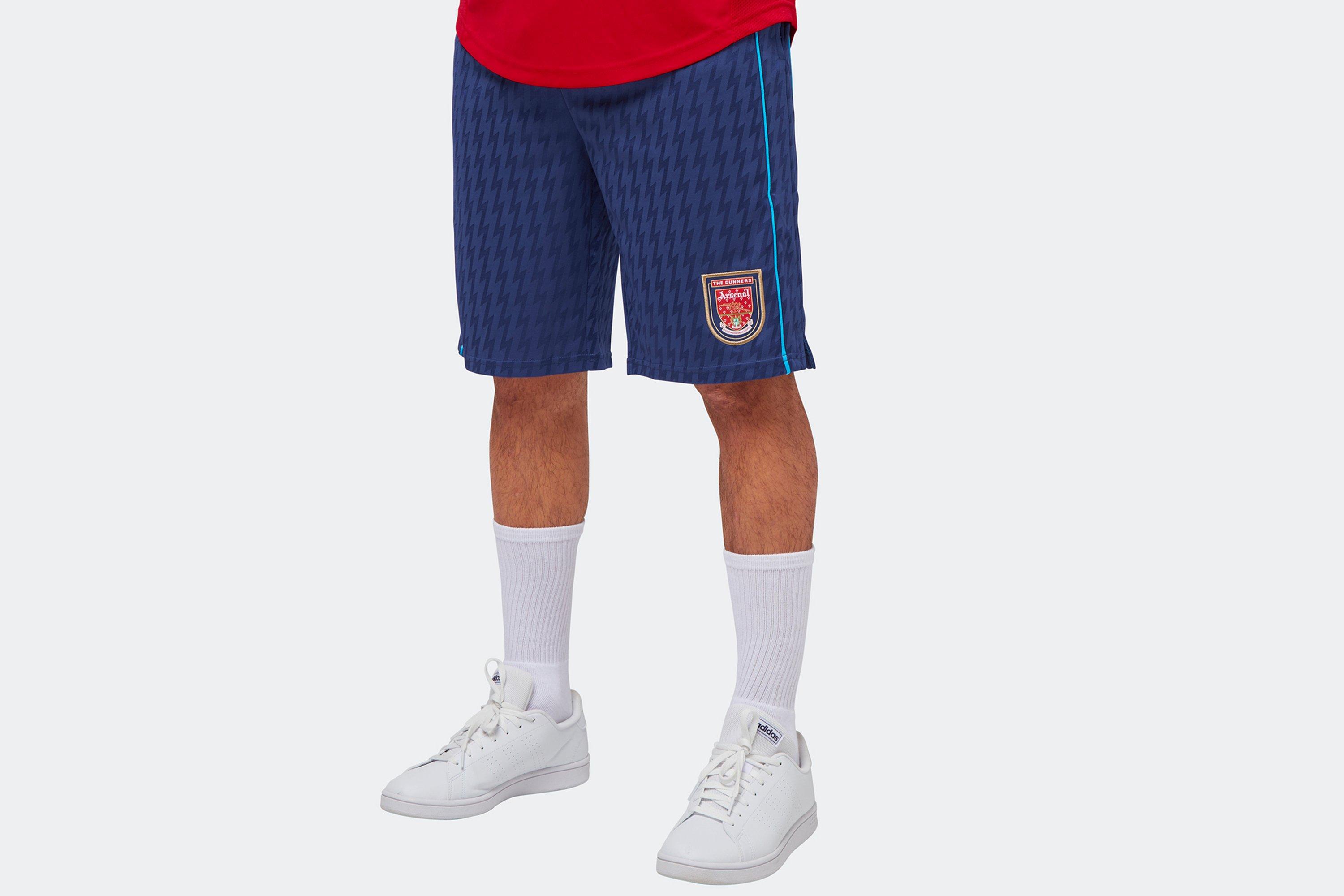  Arsenal Retro Chevron Shorts