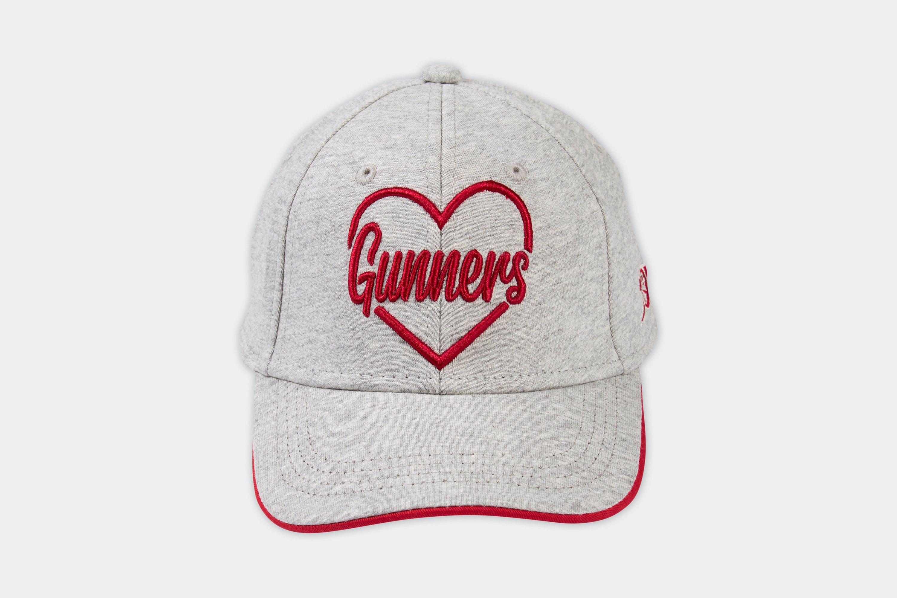 Arsenal Gunners Heart Cap