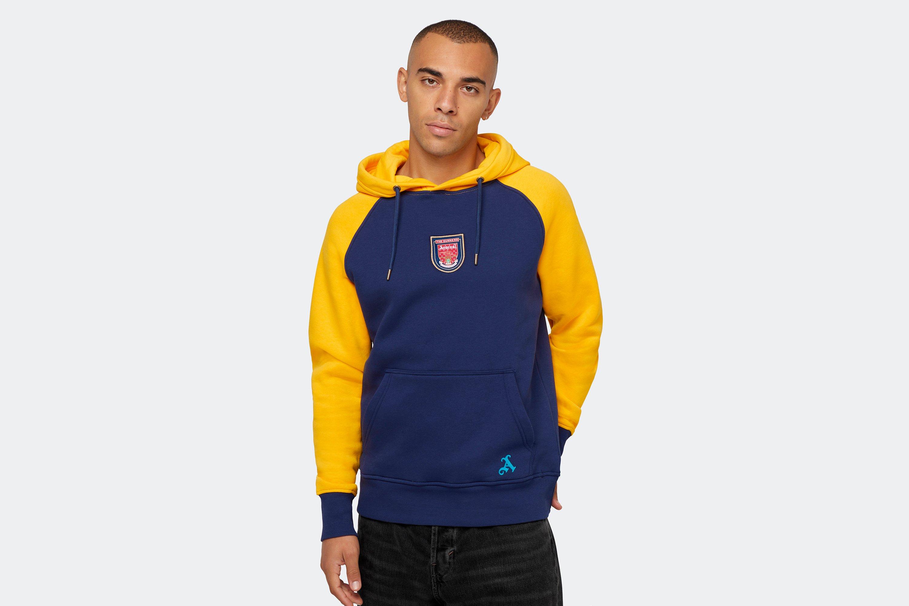 Arsenal Retro Raglan Sleeve Hoodie