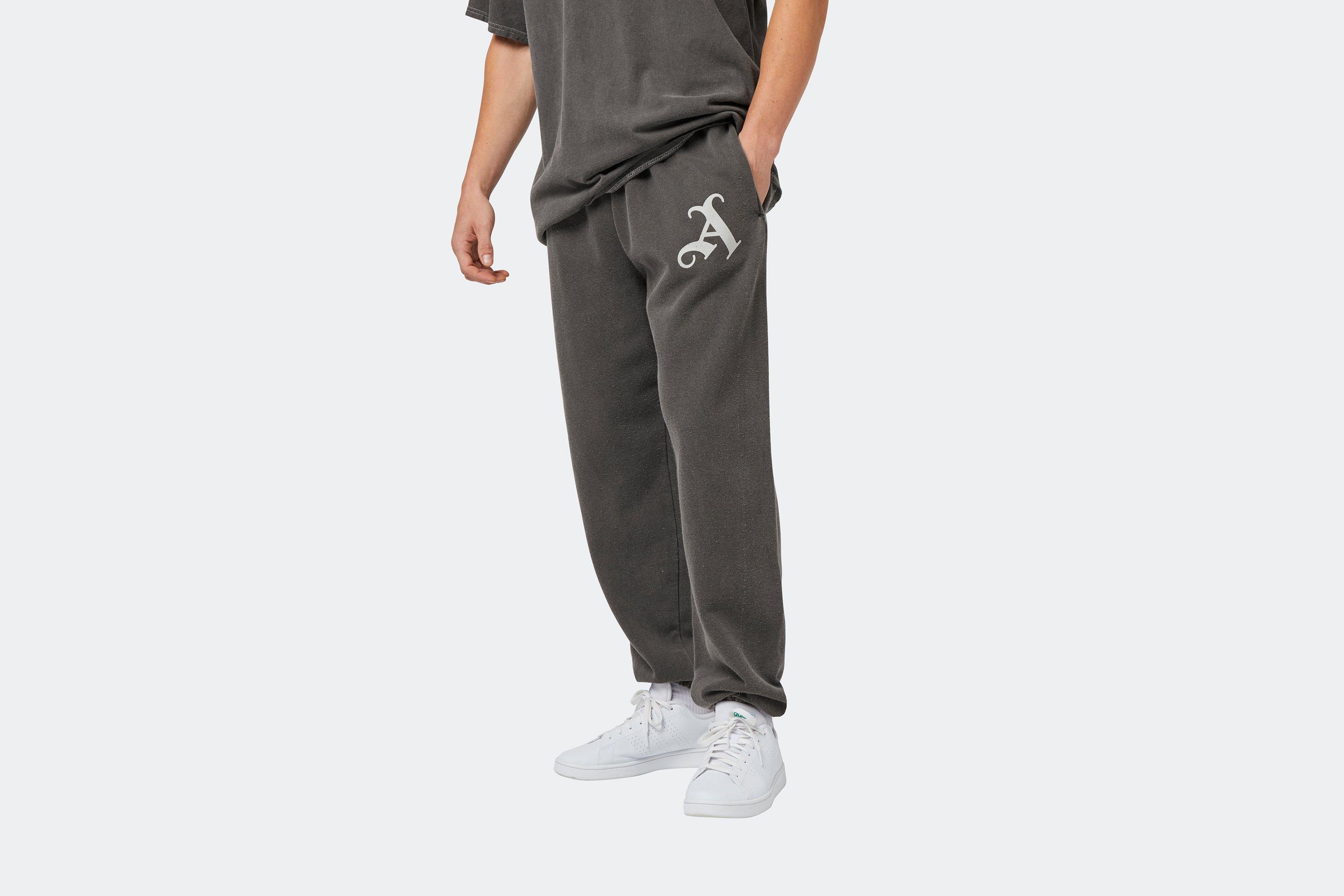 Retro joggers store