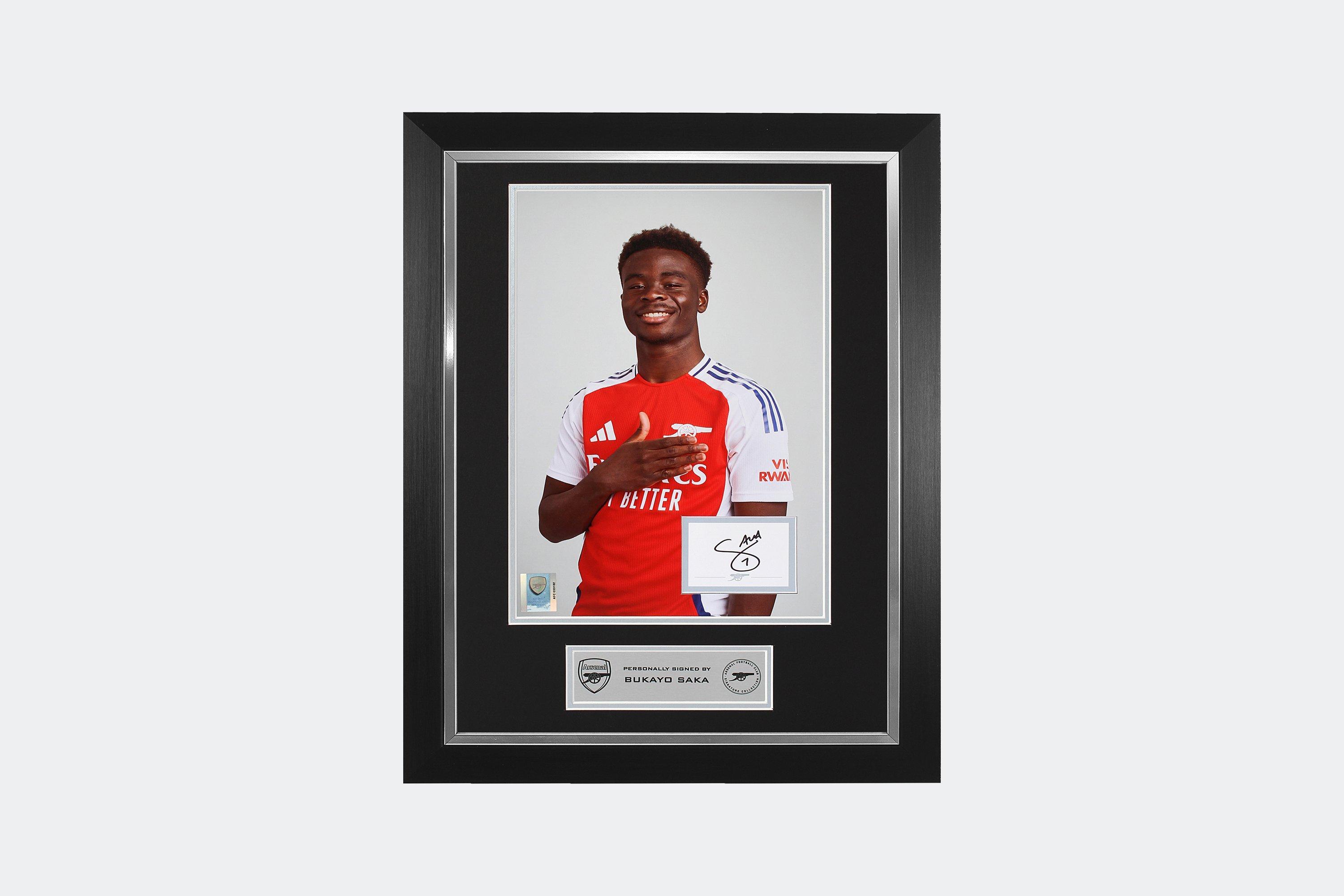 Arsenal 24/25 Framed Signed SAKA Chest Print