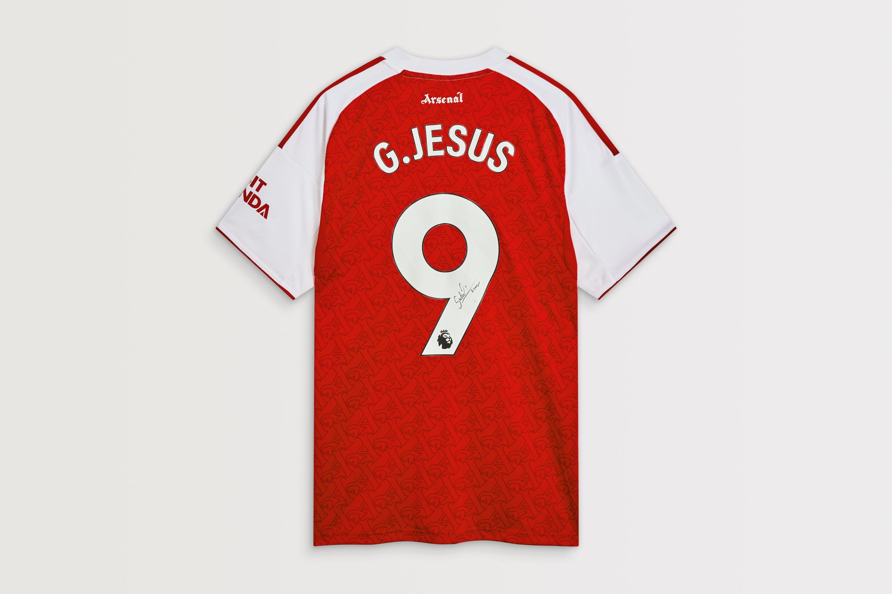 Arsenal 25/26 Home Boxed Signed Shirt G. JESUS | Official Online Store