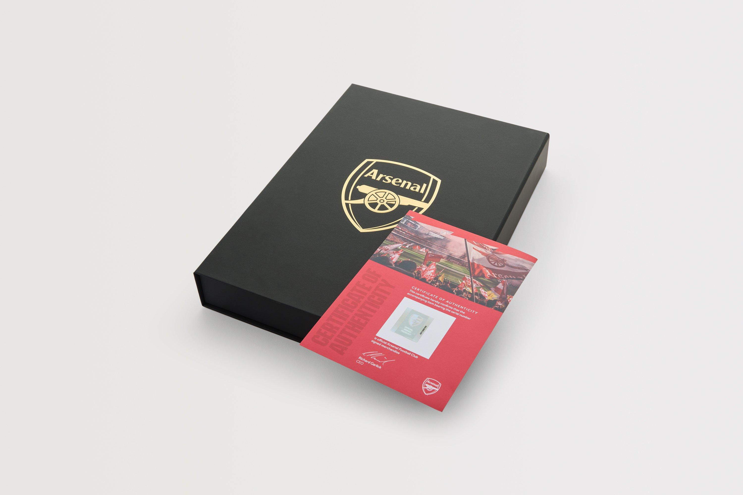 Arsenal 25/26 Home Boxed Signed Shirt G. JESUS | Official Online Store
