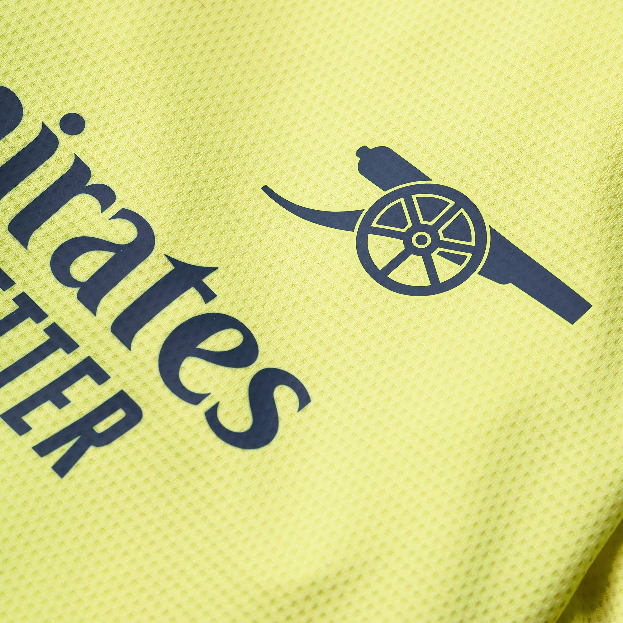 arsenal black and yellow kit