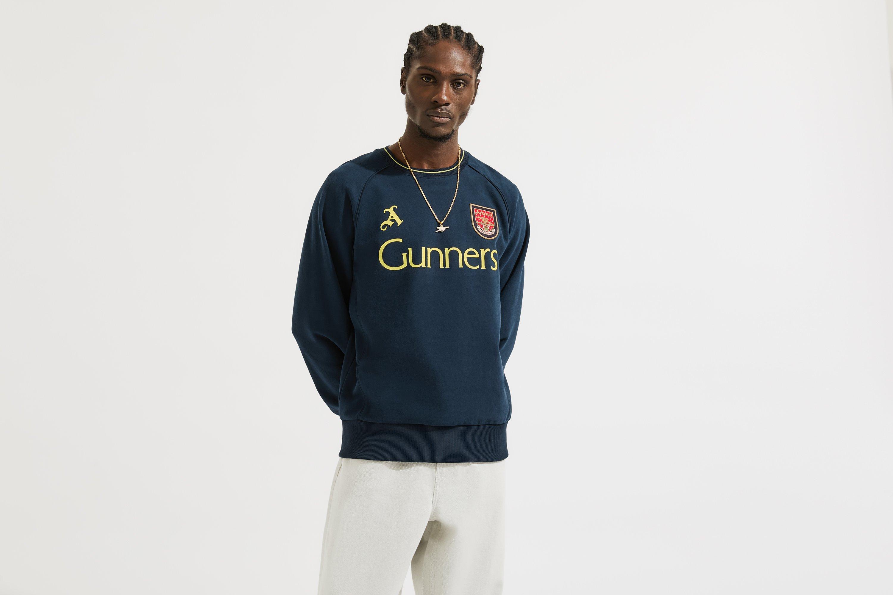 Arsenal Gunners Navy Raglan Sweatshirt