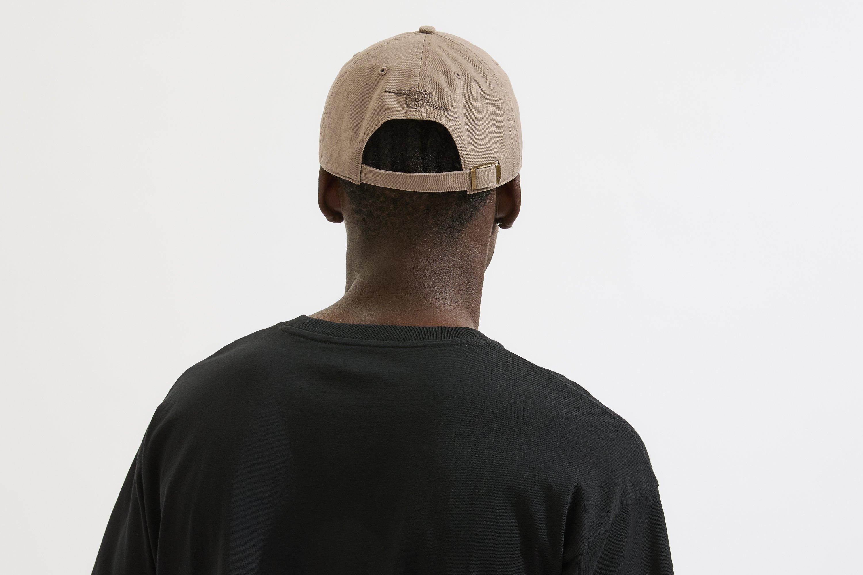 【新品】アーセナル 47 キャップ Beige Arsenal 47 Beige Script Cap | Winter Shop | Arsenal Direct