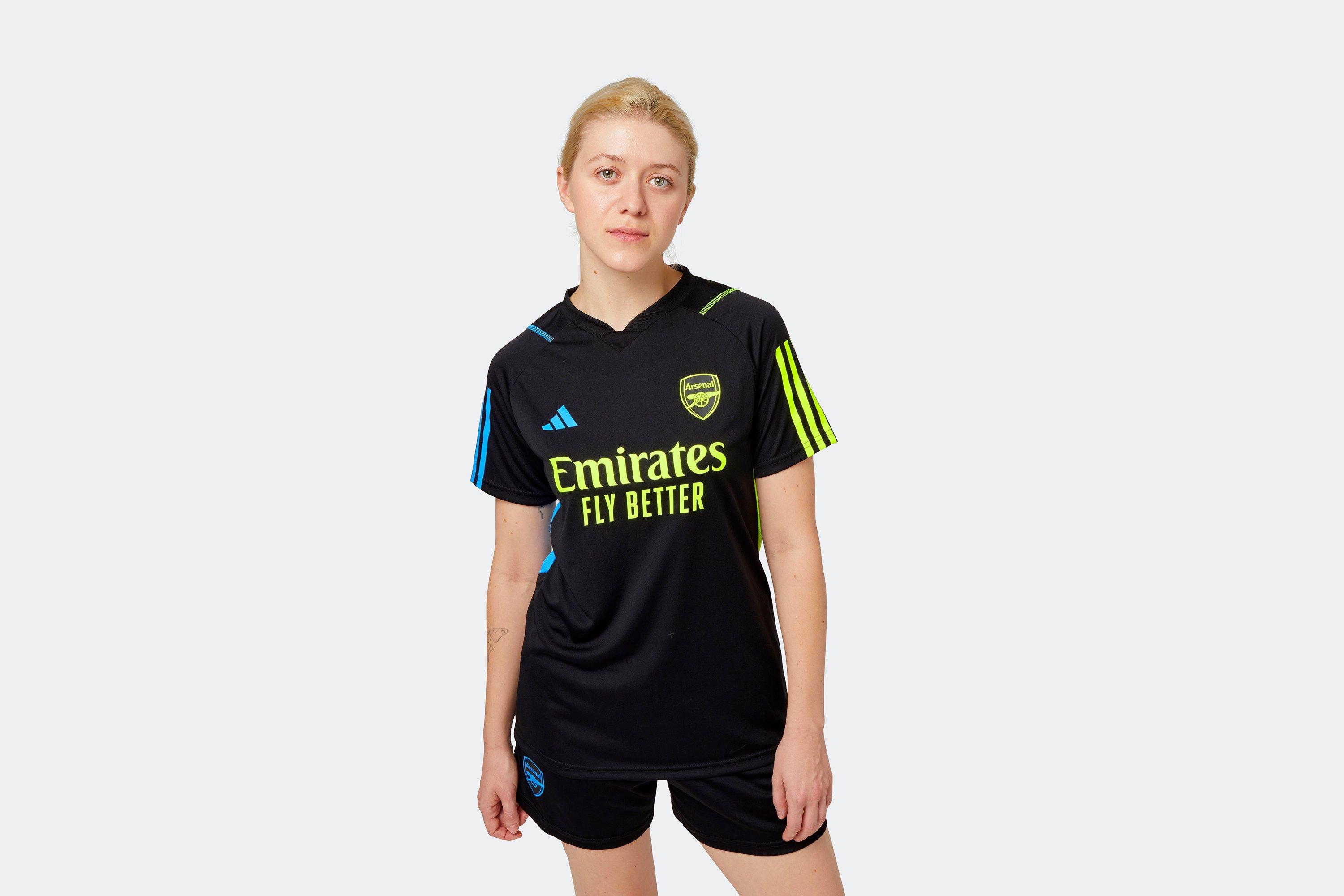 Arsenal 23/24 Women's Kit