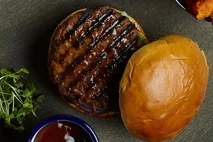 Simon Howie Reduced salt Gluten Free Burger (Scotland Only) Simon Howie Reduced salt Gluten Free Burger (Scotland Only)