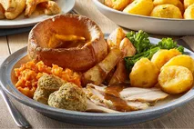 Aunt Bessie's Carvery Yorkshire Pudding Aunt Bessie's Carvery Yorkshire Pudding