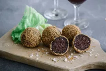 Simon Howie Black Pudding Bon Bons (Scotland Only) Simon Howie Black Pudding Bon Bons (Scotland Only)