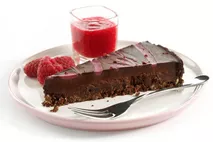 Brakes Vegan & Gluten Free Chocolate & Raspberry Tart