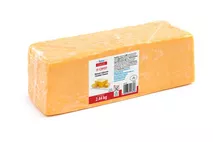 Brakes Mature Coloured Cheddar Brakes Mature Coloured Cheddar