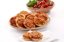 Brakes Mini Margherita Pizzas
