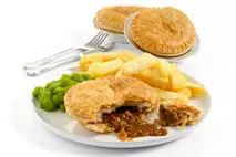 Brakes Minced Beef & Onion Pies