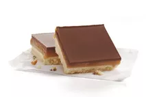 La Boulangerie Millionaires Shortbread Traybake La Boulangerie Millionaires Shortbread Traybake
