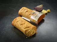 Country Choice West Country Cheese & Onion Roll Country Choice West Country Cheese & Onion Roll