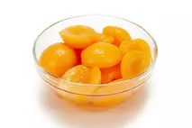 Brakes Apricot Halves in Light Syrup