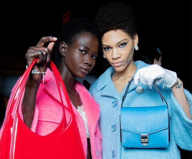 Backstage - Picture 1