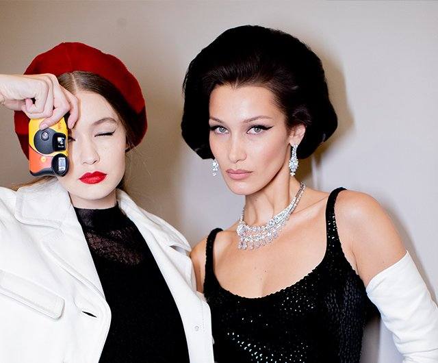 Backstage - Picture 7