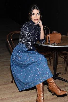 Front Row - Picture 10