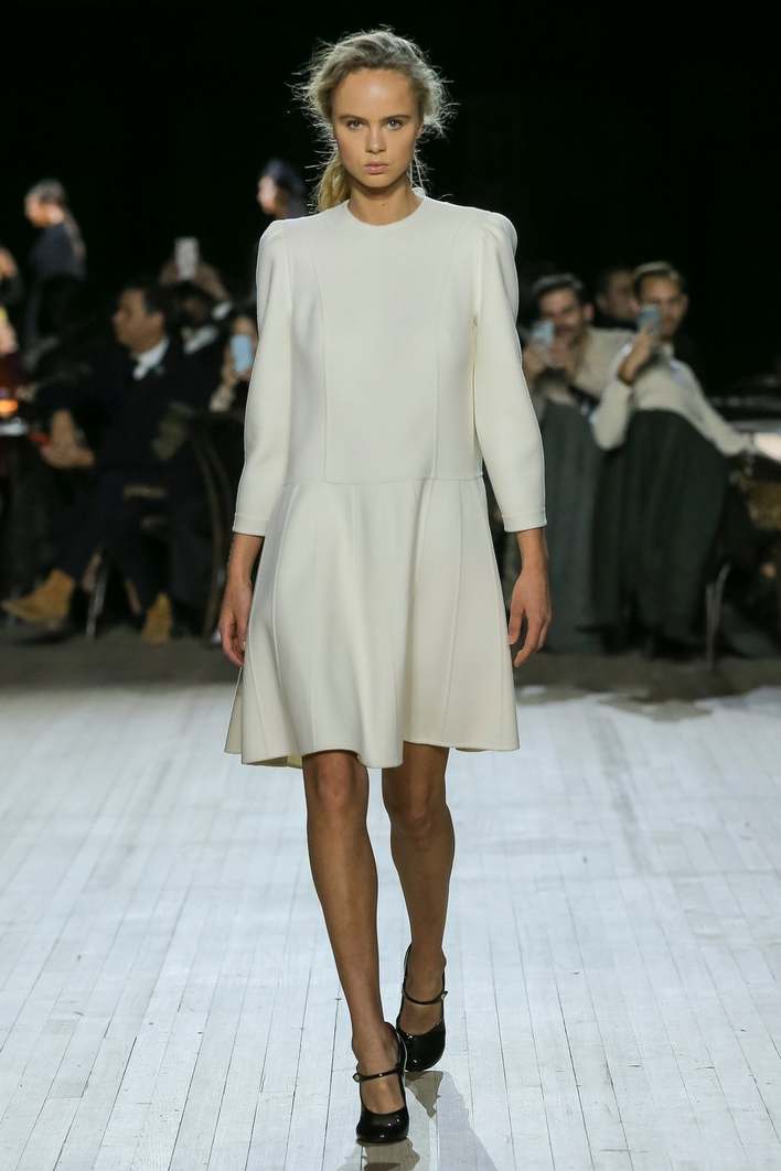 Look 10