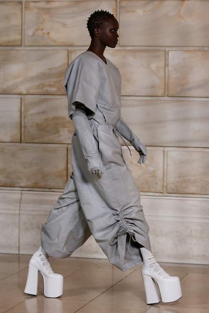 Marc Jacobs Fall 2022 - Fashionista
