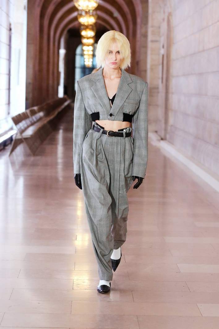 Look 25