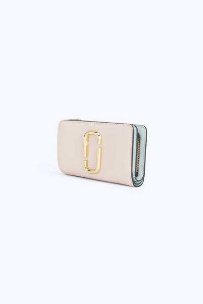 Snapshot Compact Wallet-Alternate view