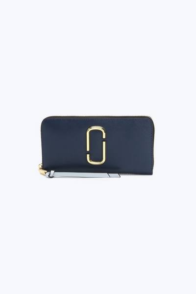 Snapshot Standard Continental Wallet
