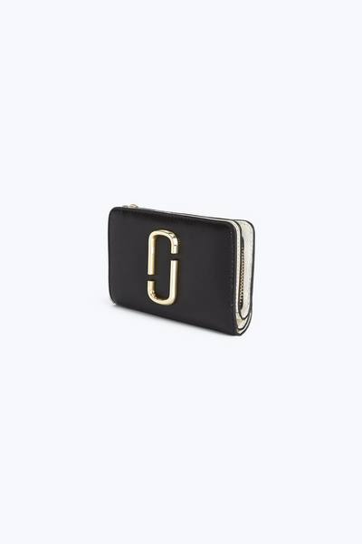 Snapshot Compact Wallet-Alternate view