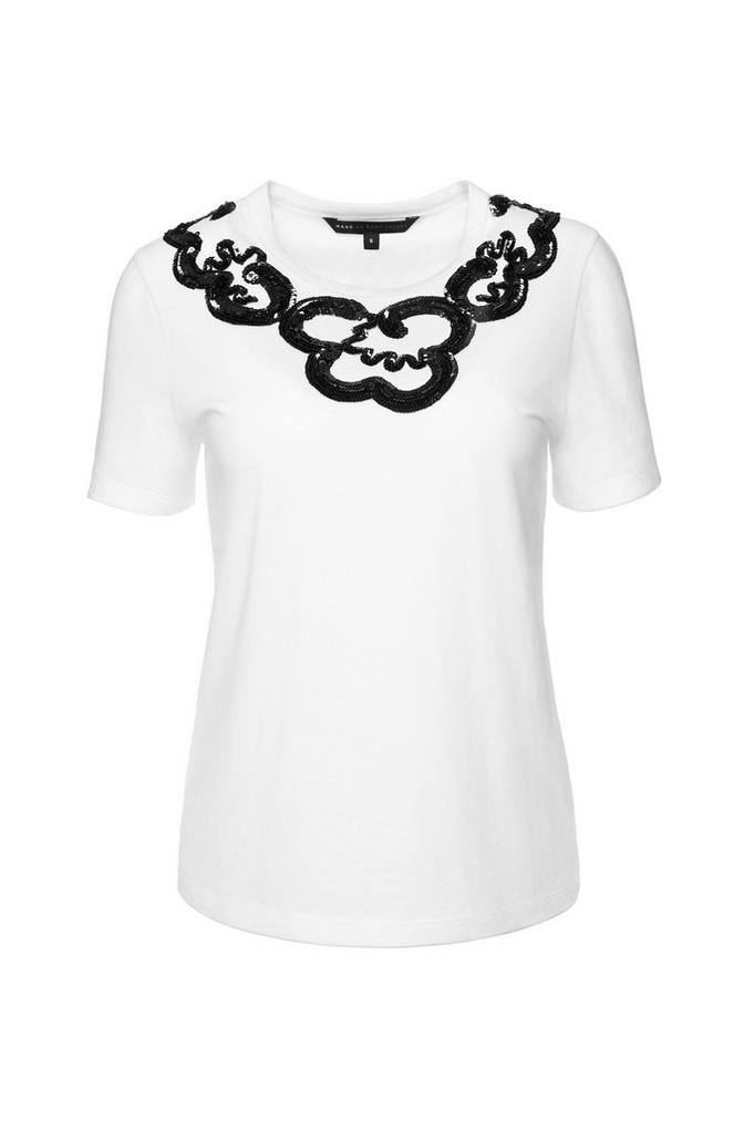 EMBROIDERED COLLAR TEE