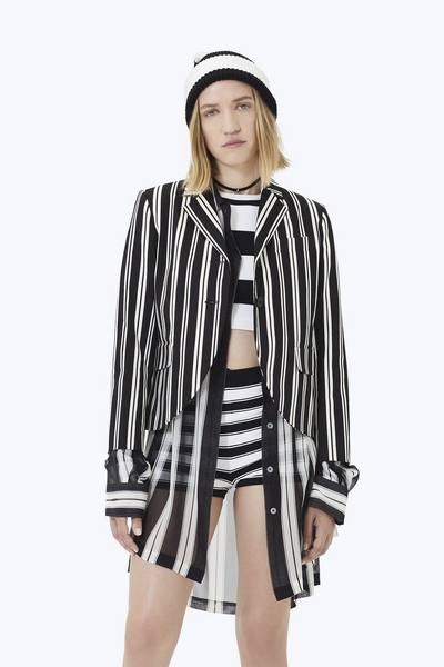 Three-Quarter-Sleeve Blazer