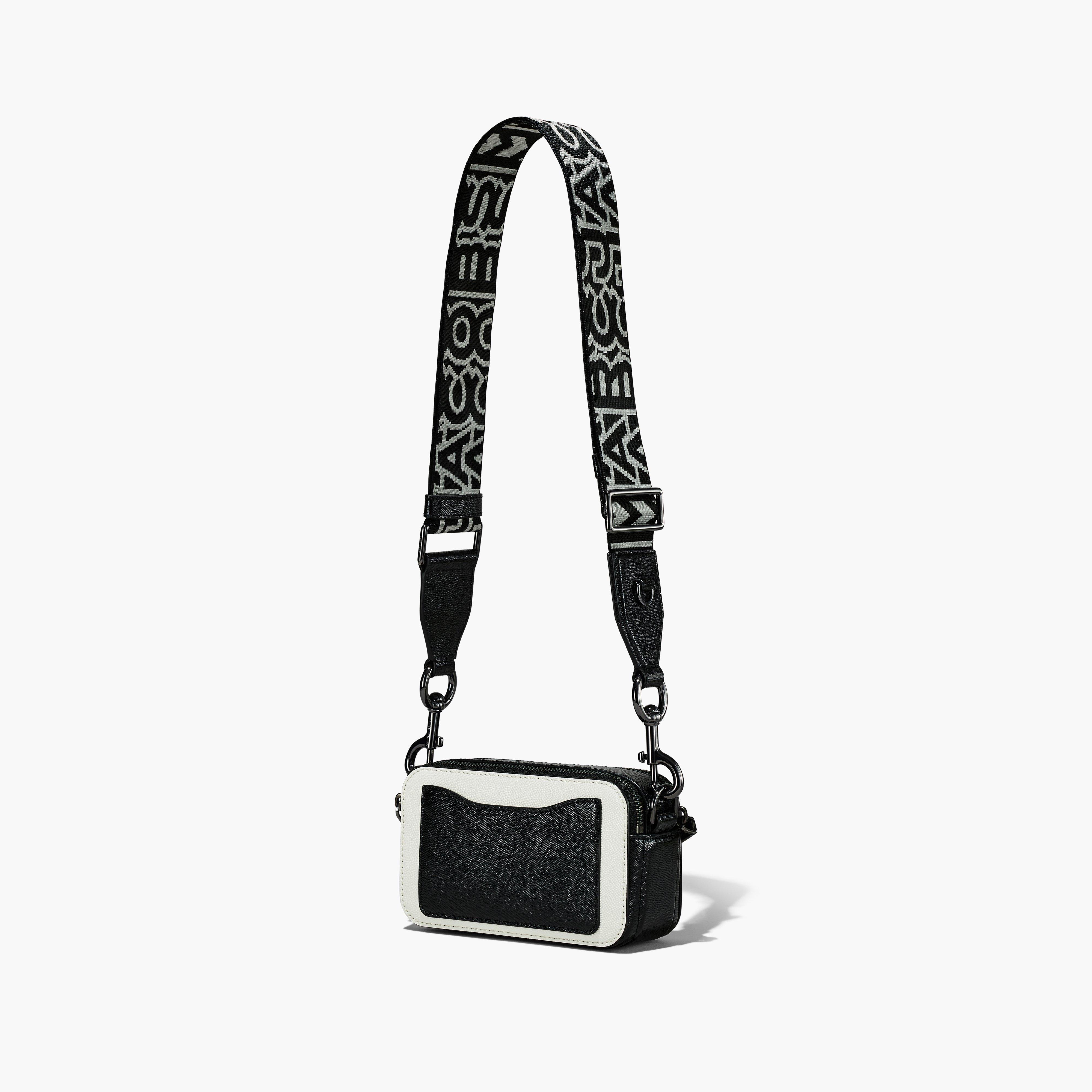 The Bi-Color Snapshot(The Snapshot)