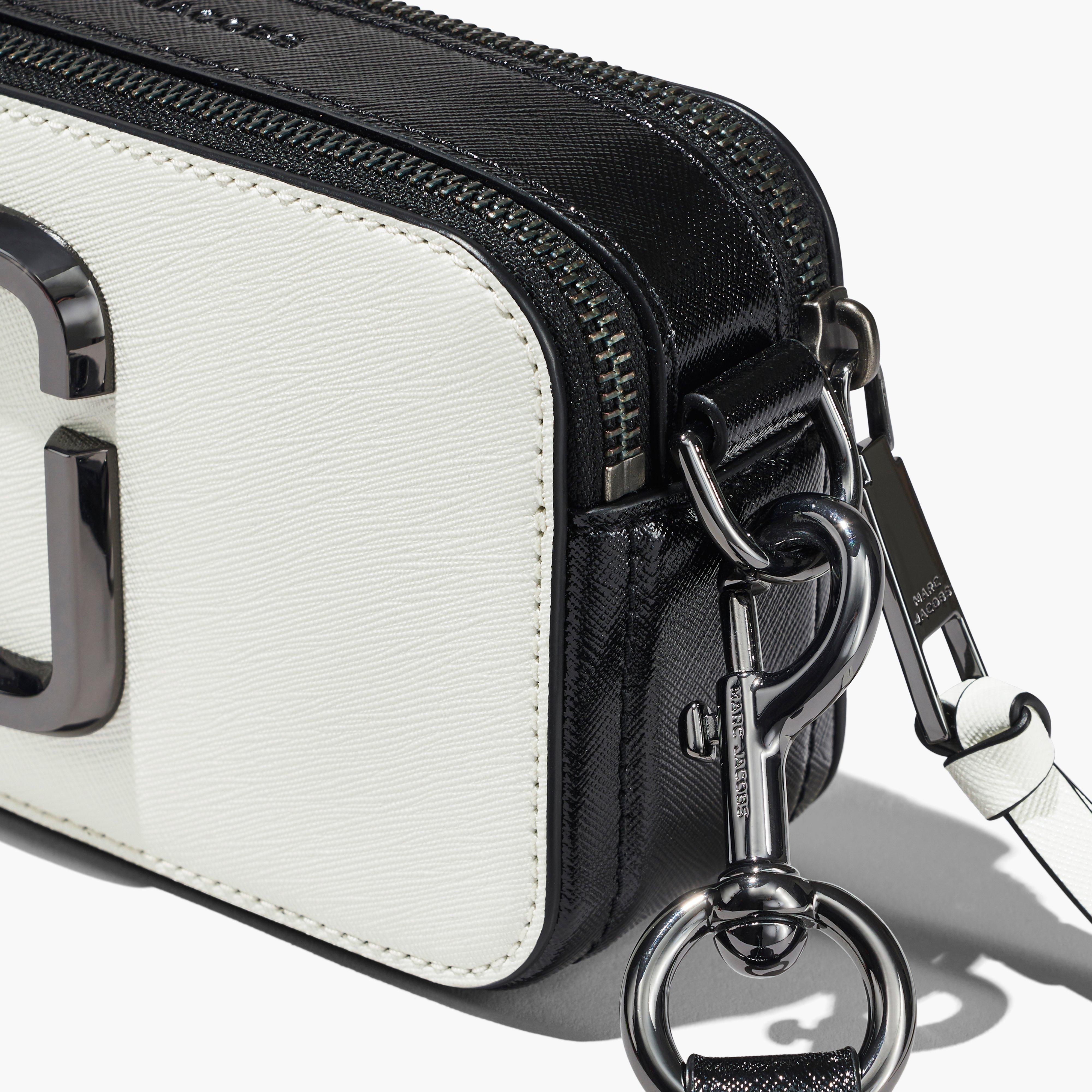 The Bi-Color Snapshot(The Snapshot)