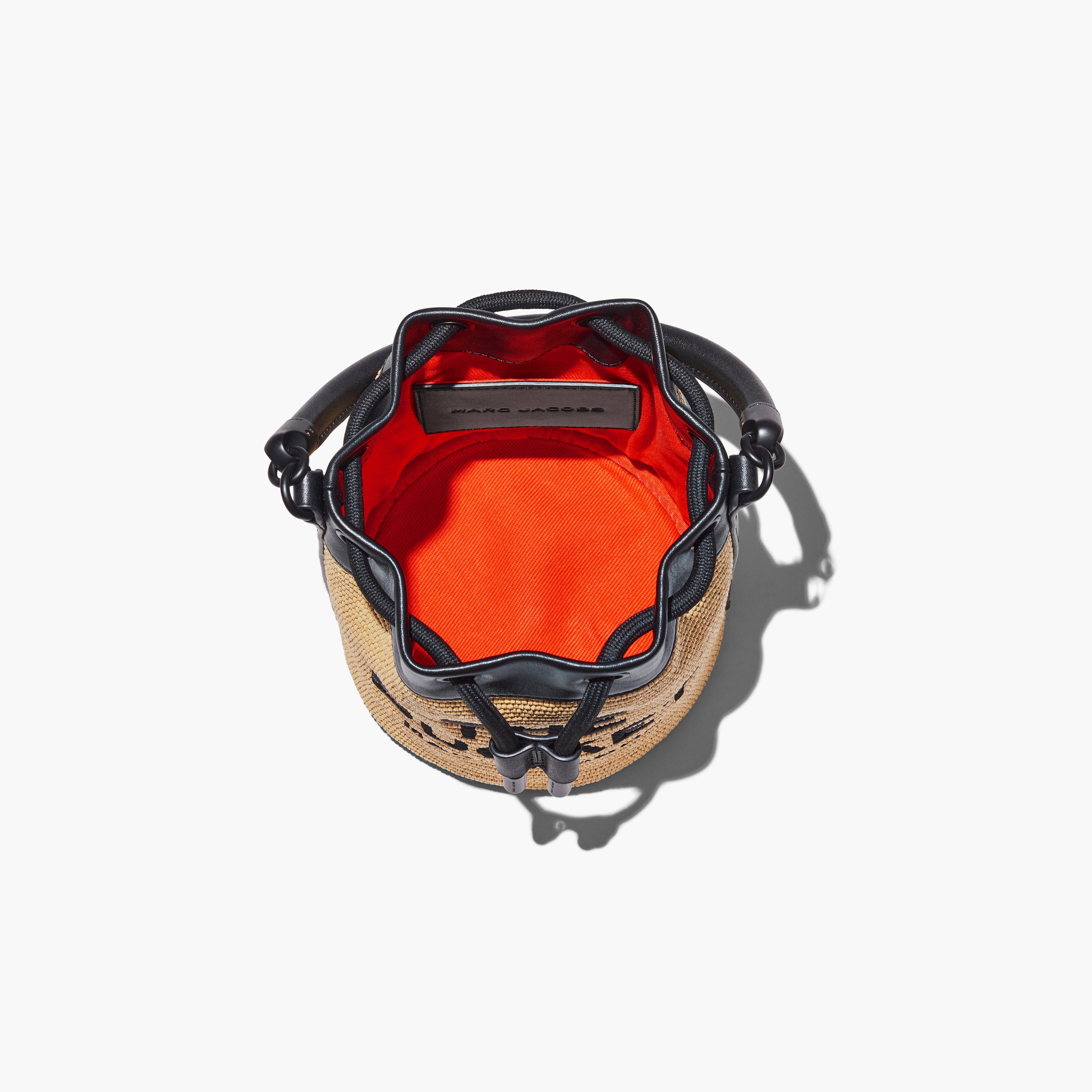 The Woven Bucket Bag(null)