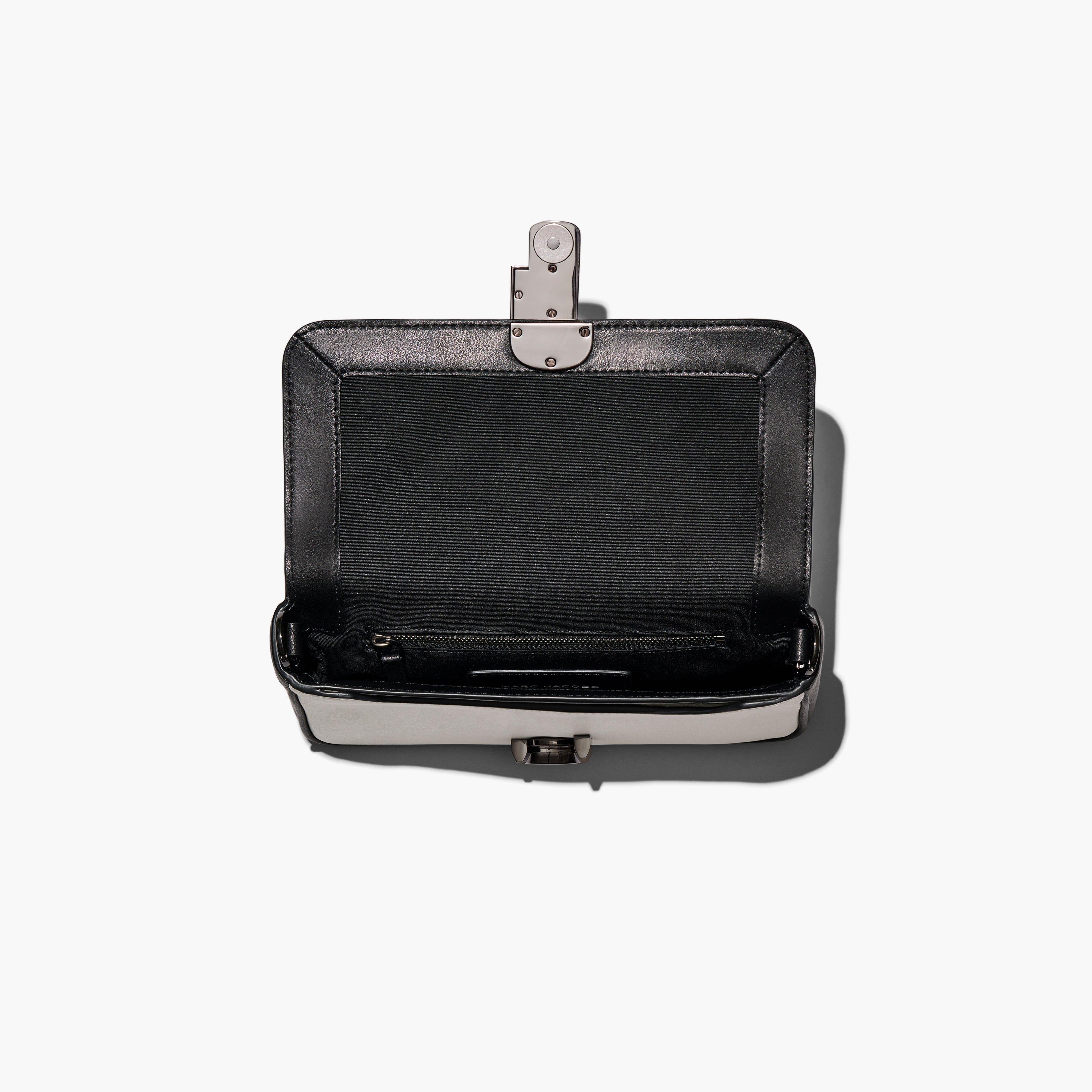 The Bi-Color J Marc Shoulder Bag(Shoulder Bags)