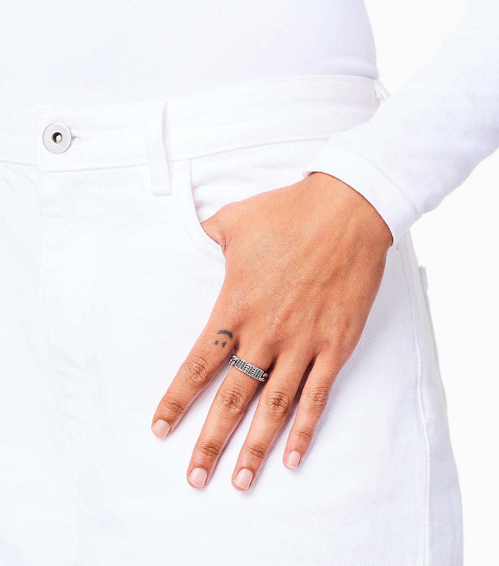 The Barcode Monogram ID Chain Ring | Marc Jacobs | Official Site The Barcode Monogram ID Chain Ring | Marc Jacobs | Official Site