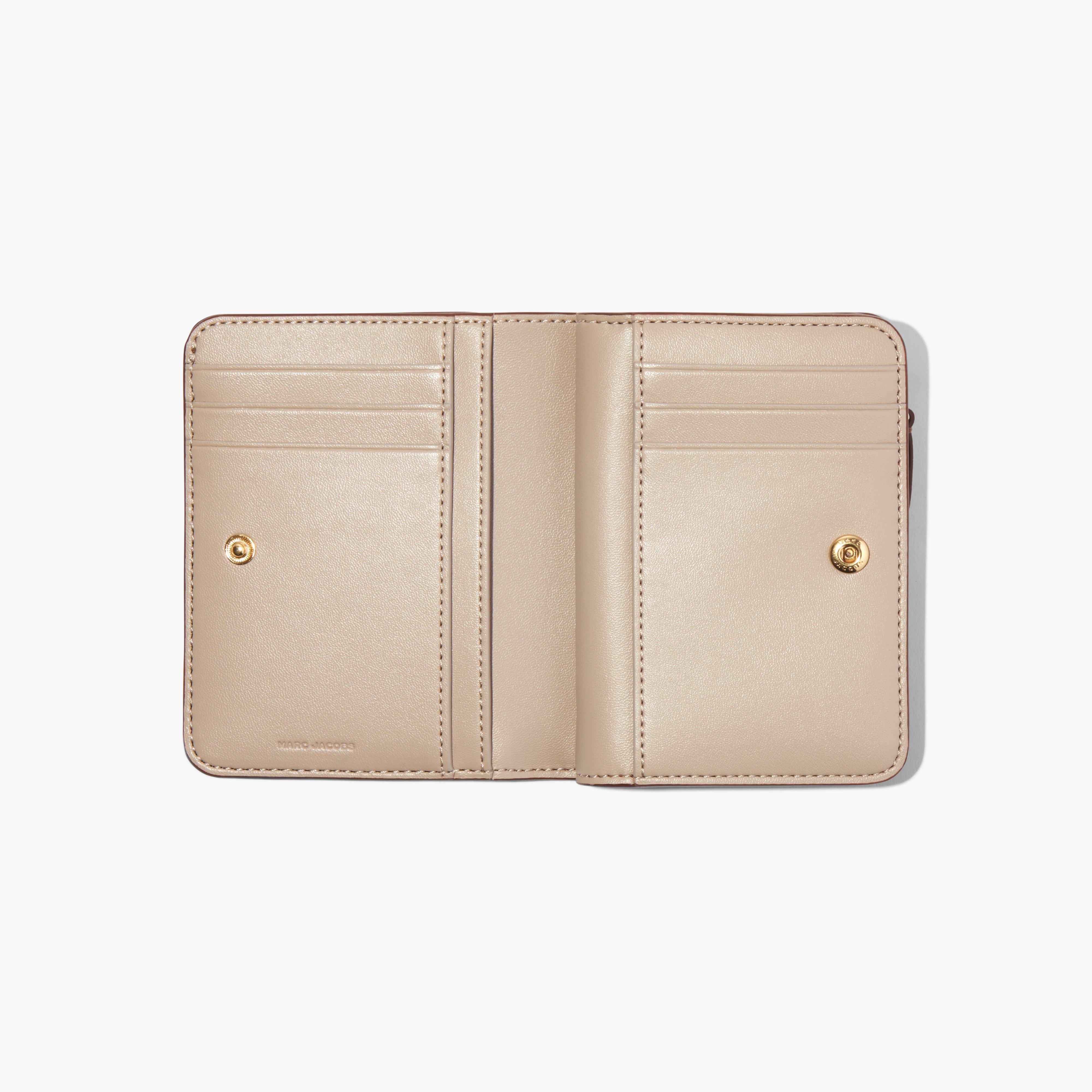 The J Marc Mini Compact Wallet(View All Wallets)