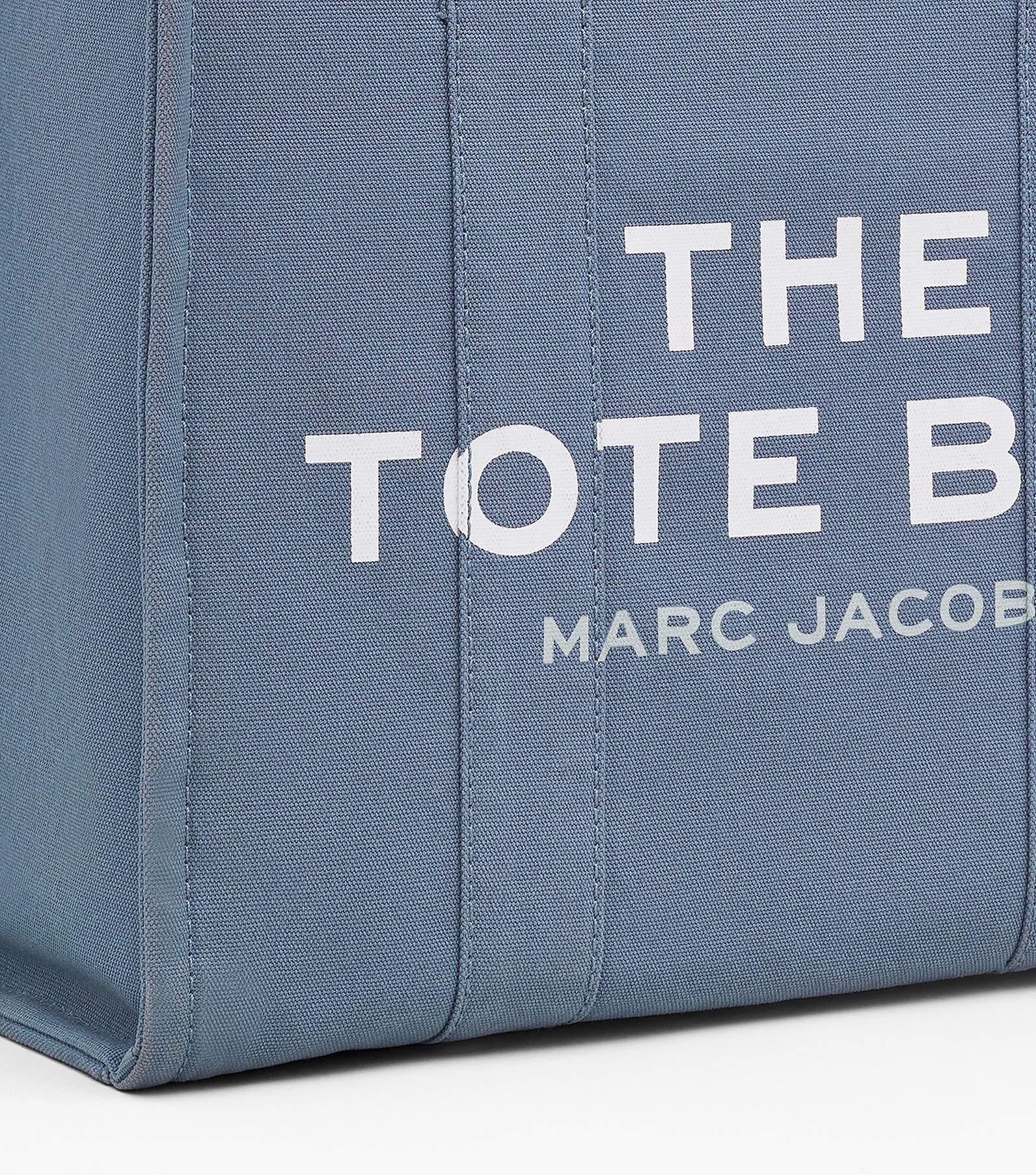 THE LARGE TOTE BAG | マーク ジェイコブス| 公式サイト