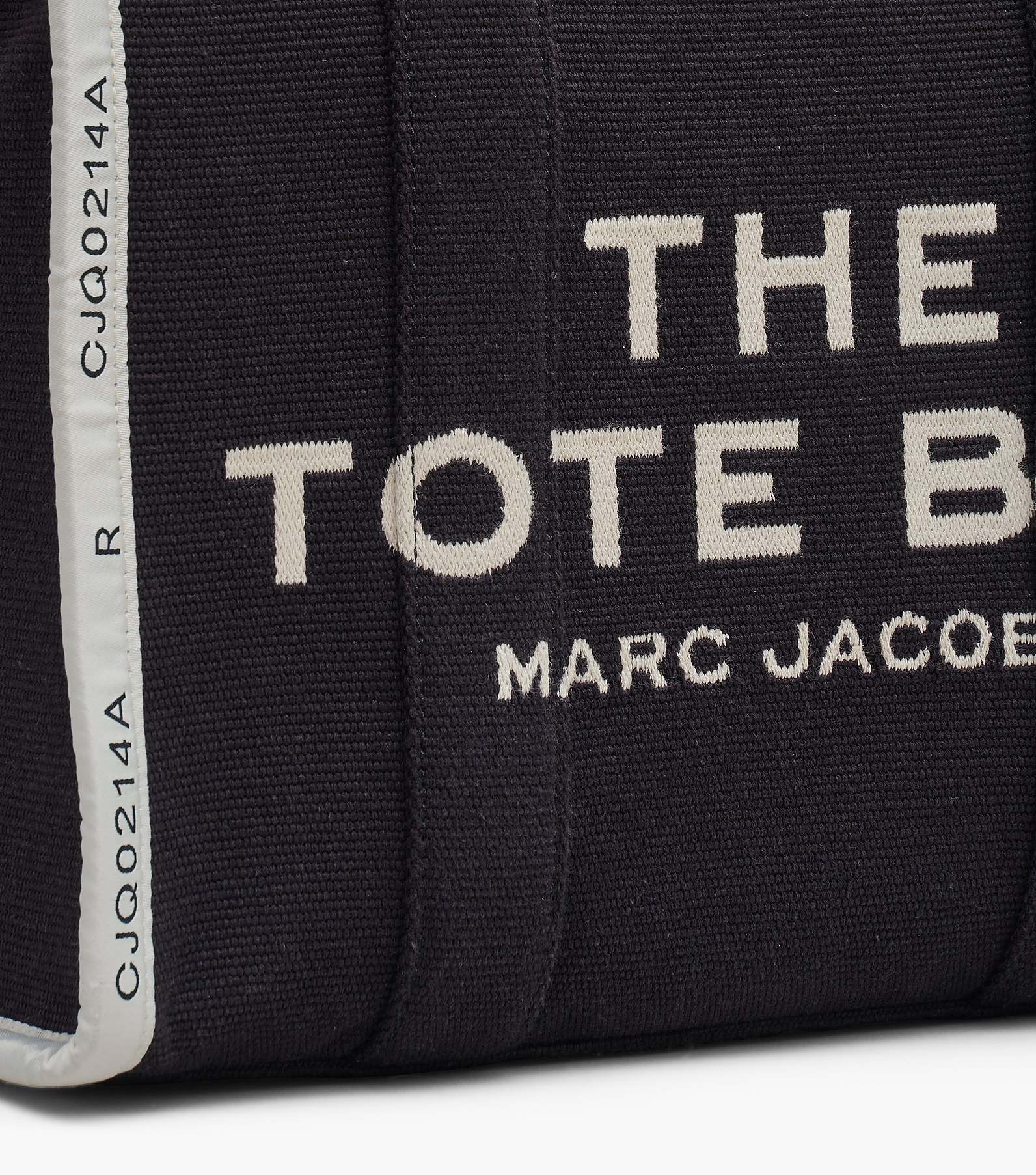 The Jacquard Medium Tote Bag(The Tote Bag)