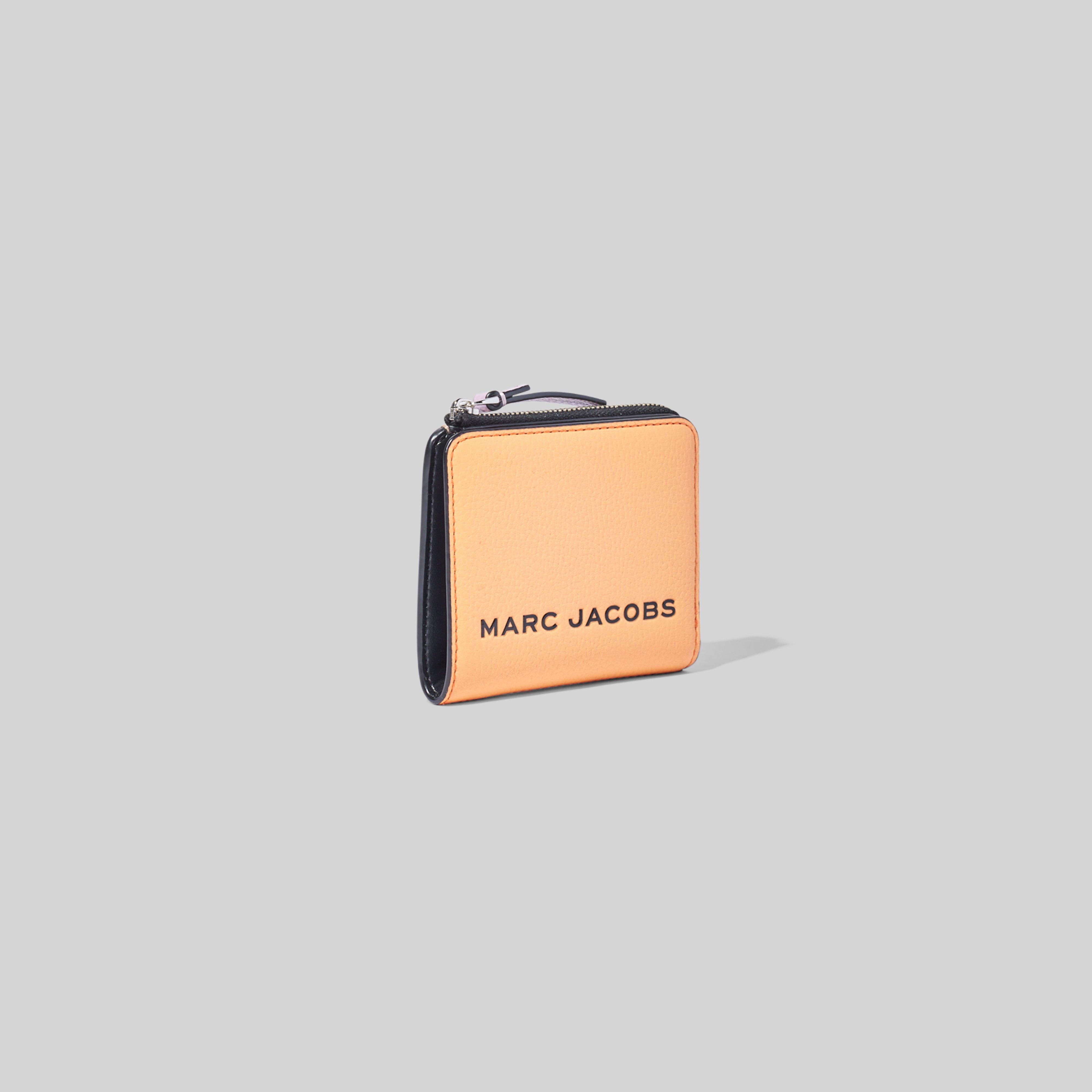 魅了 Marc Jacobs Airbrushed Compactwallet Rasika Co Th
