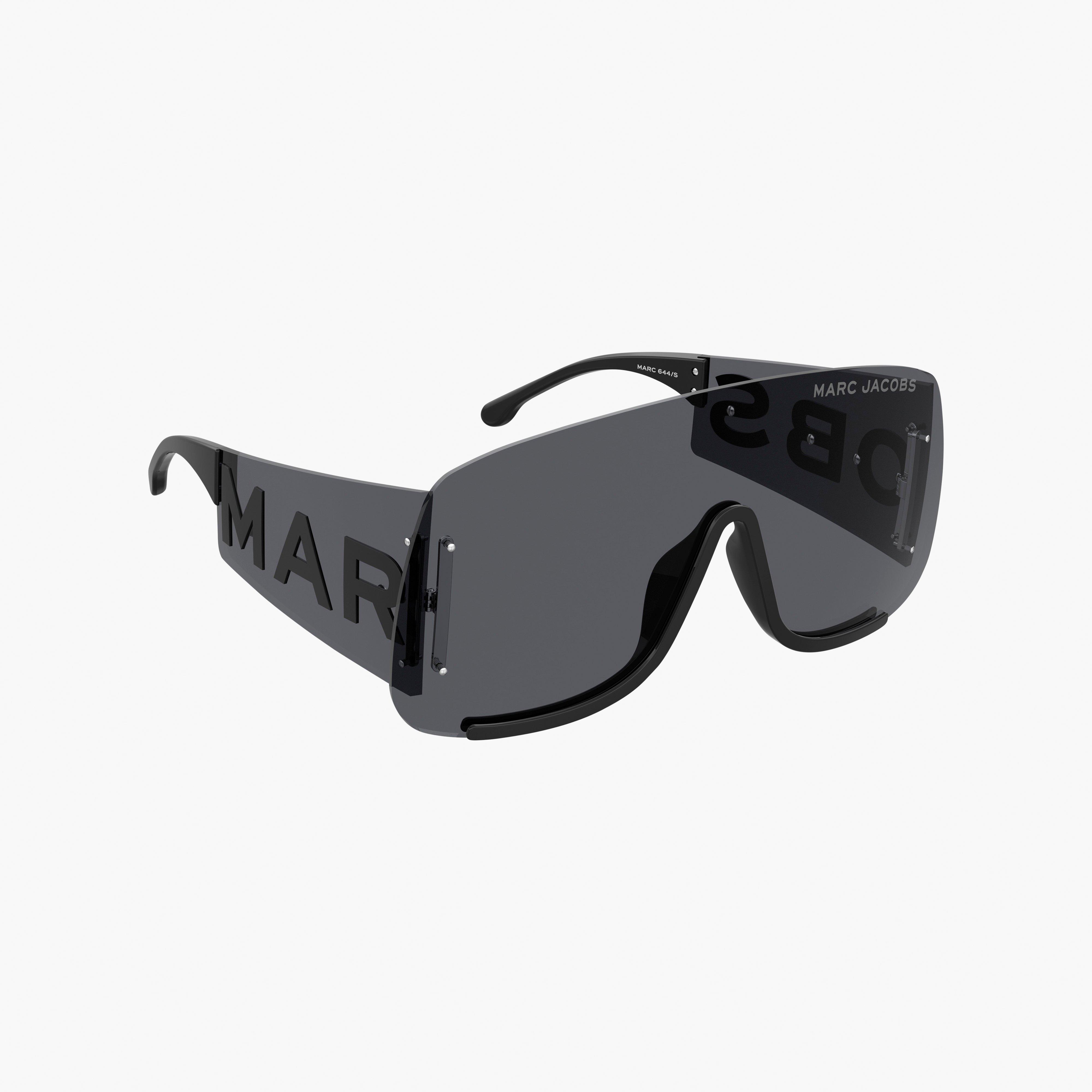 RUNWAY MONOGRAM SHIELD(The Monogram Collection)