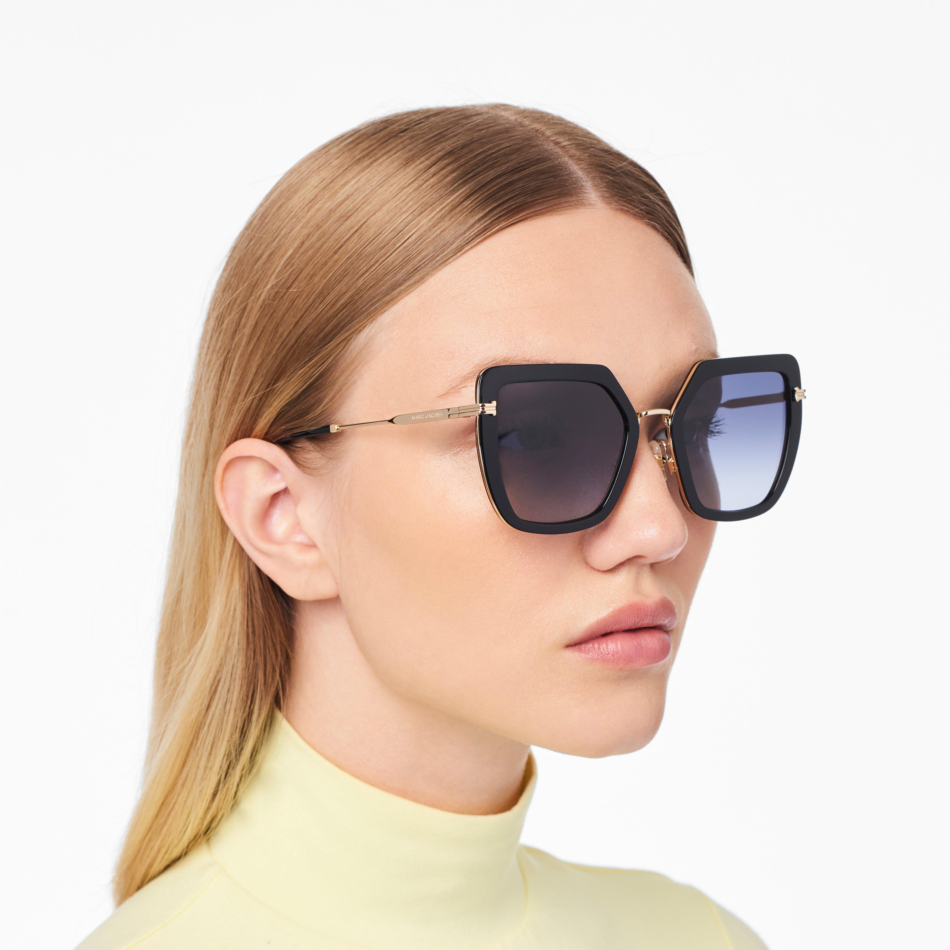 Icon Oversized Butterfly Sunglasses - BLACK/GOLD--Alternate view