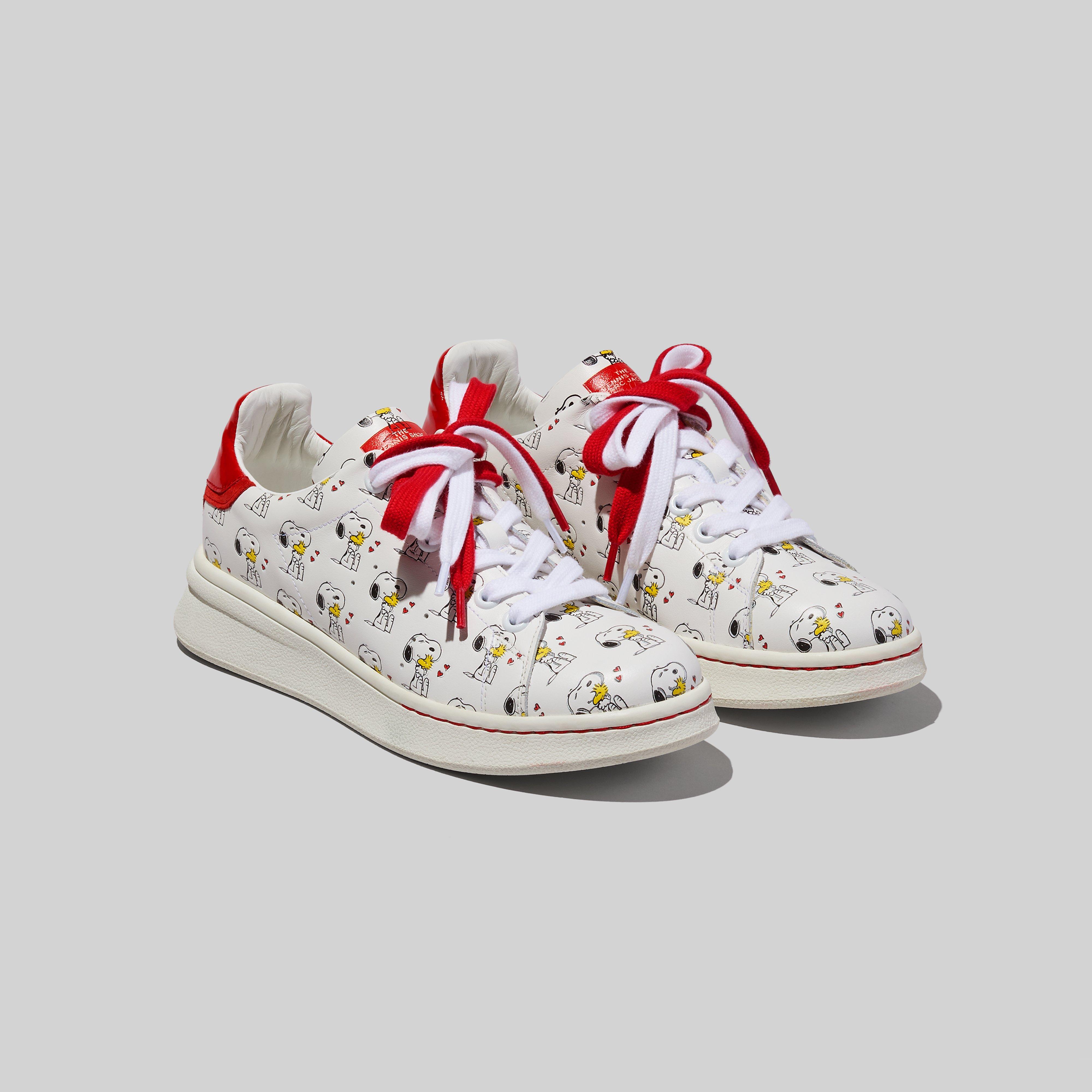 snoopy tennis shoes
