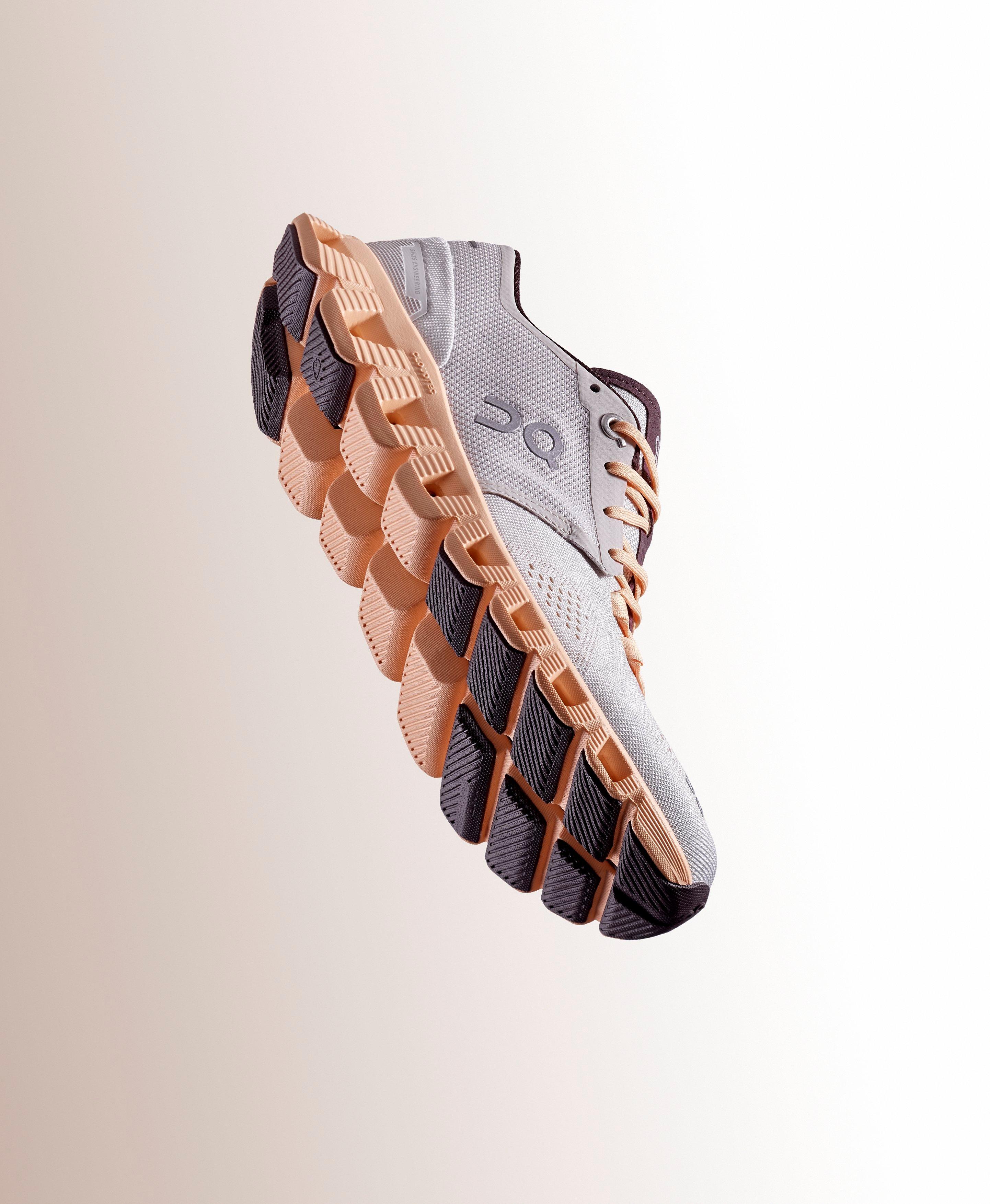 on running cloud x trainers