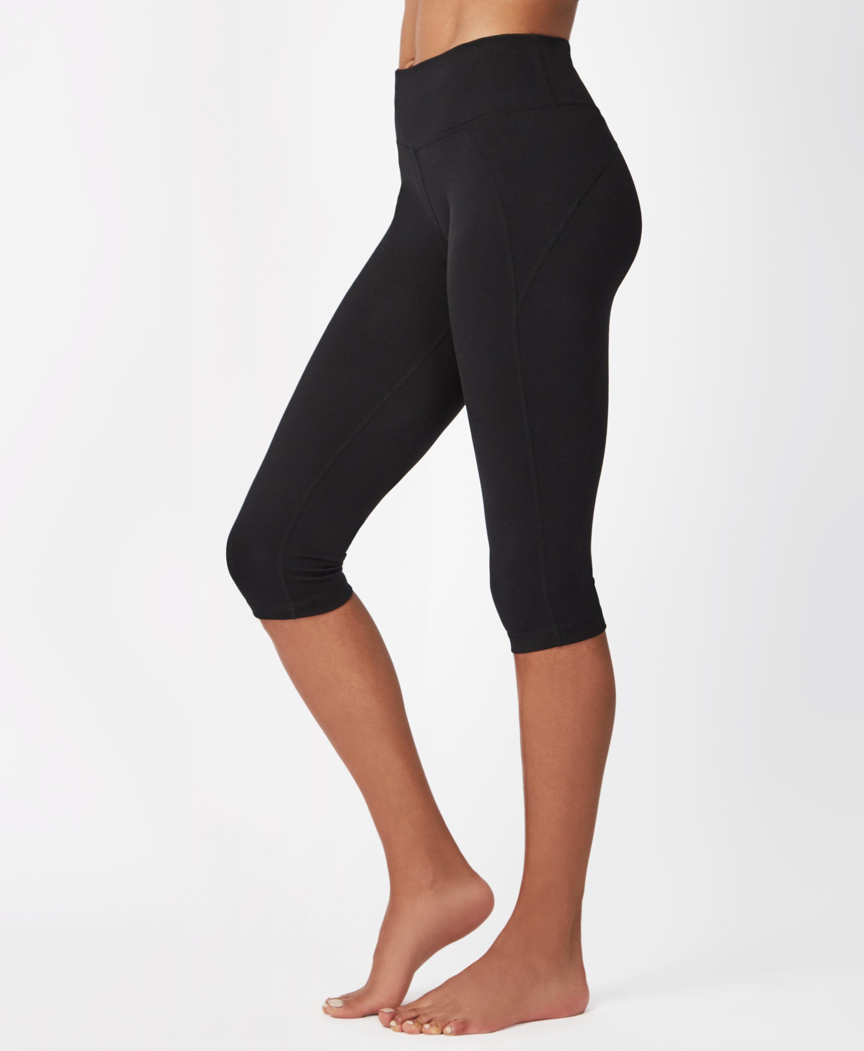 black capri leggings