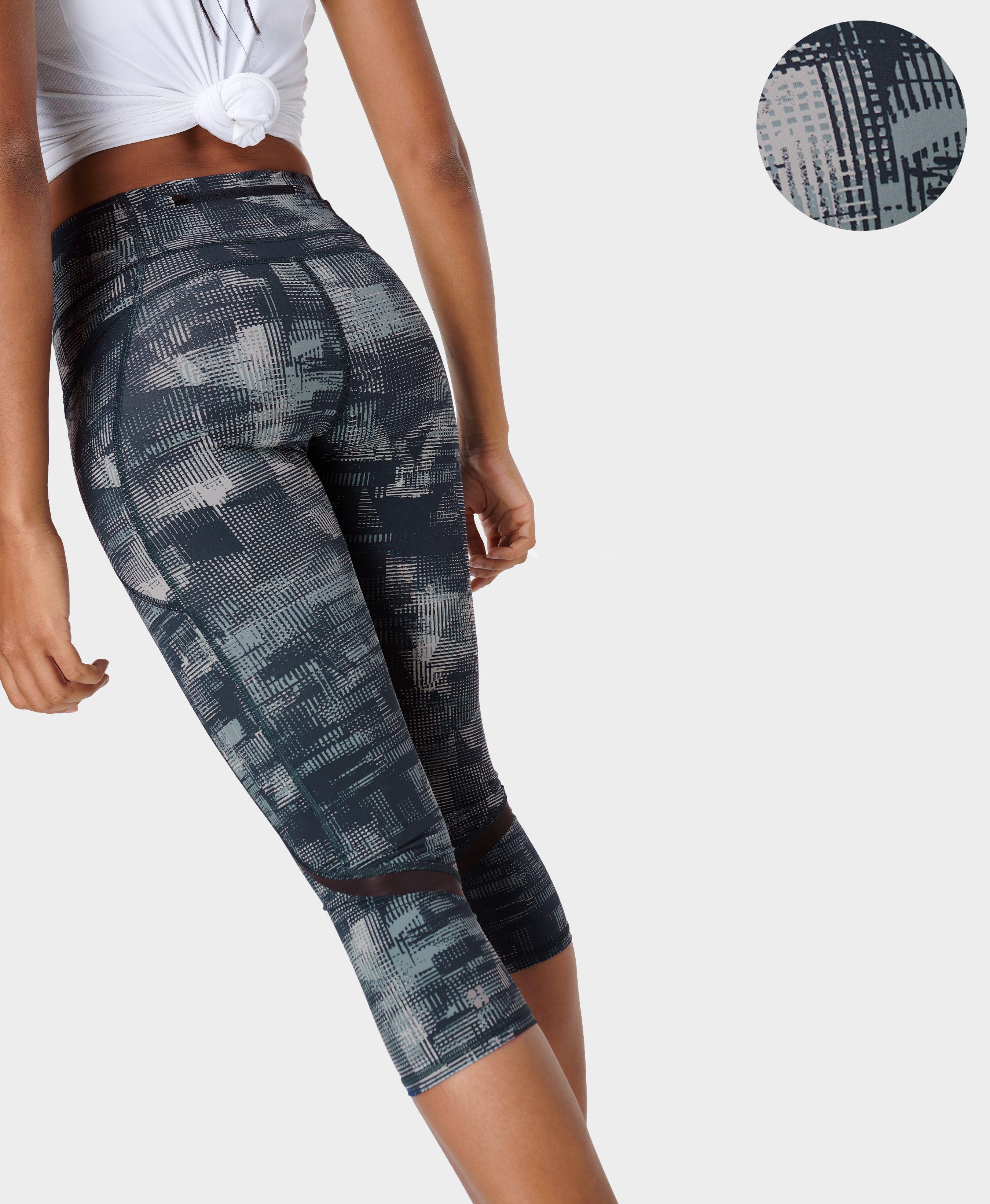 Danskin Women's Sleek Fit Capri Yoga Pants