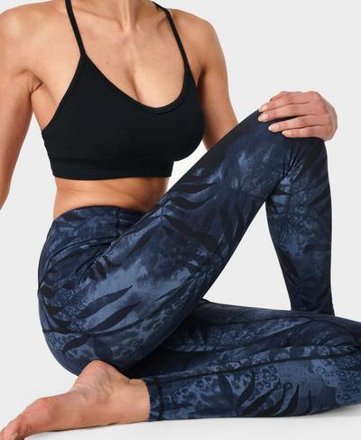 Superweiche Yoga Leggings, BLUE LEAF SHADOW PRINT | Sweaty Betty