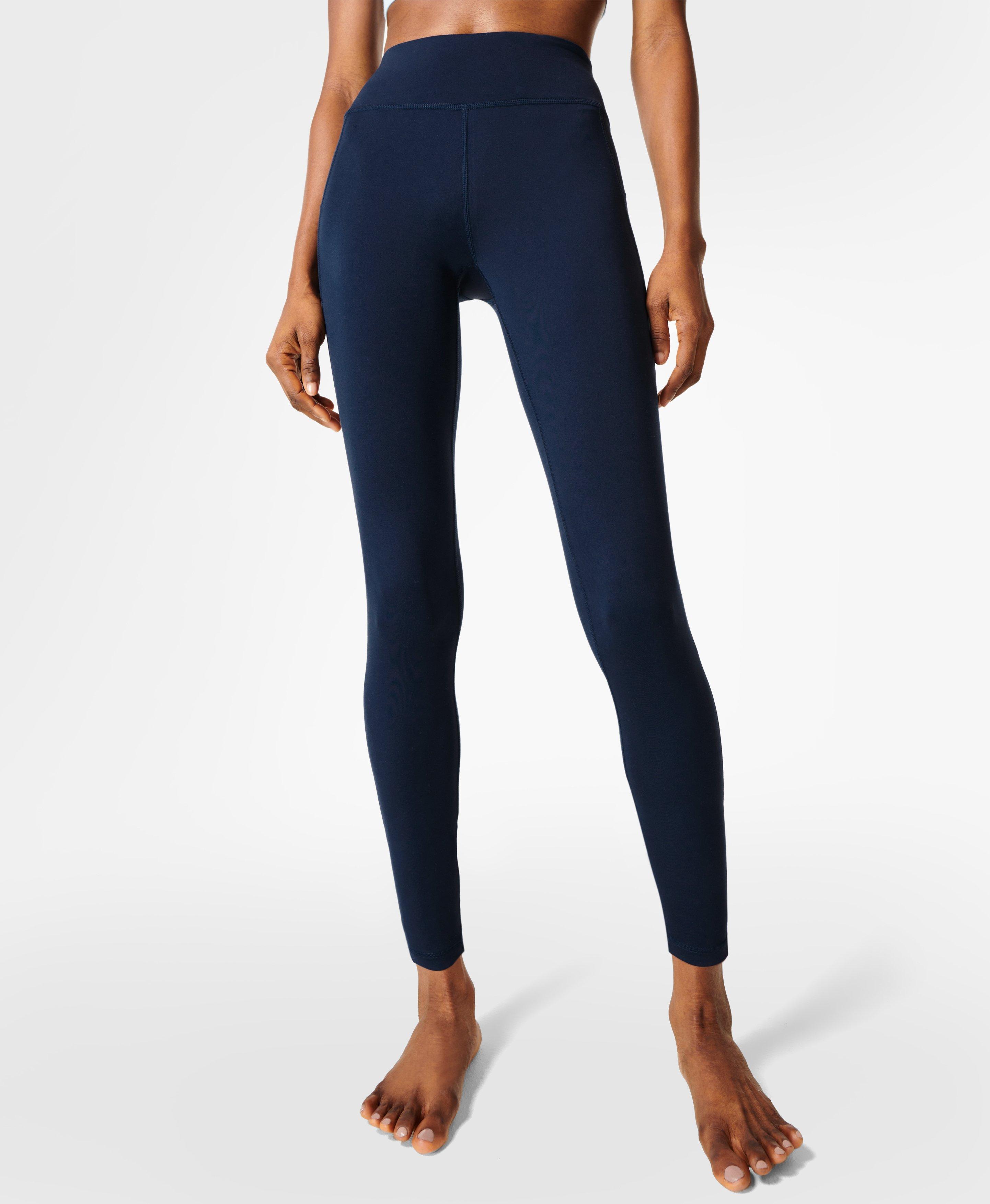 Navy Blue Workout Leggings Outfit